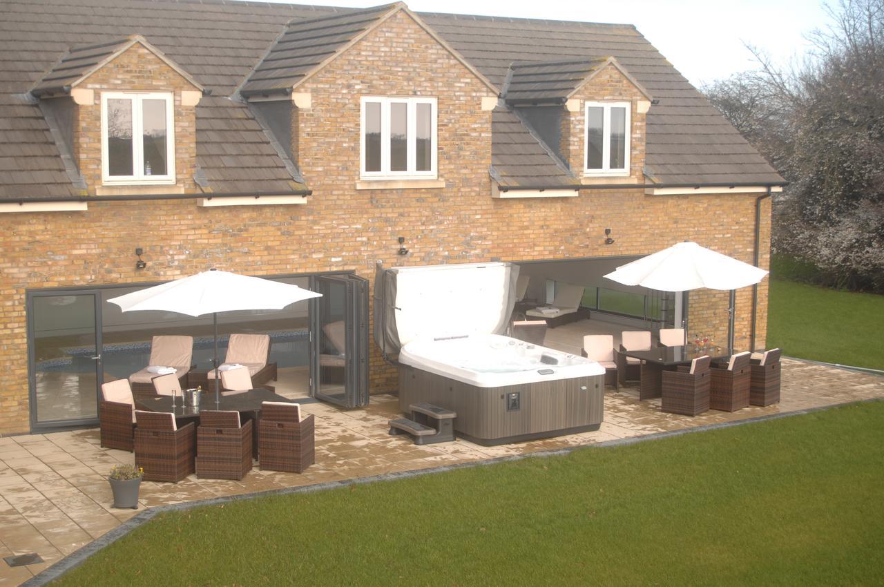 Woodhouse Farm Lodge สปอลดิง ภายนอก รูปภาพ